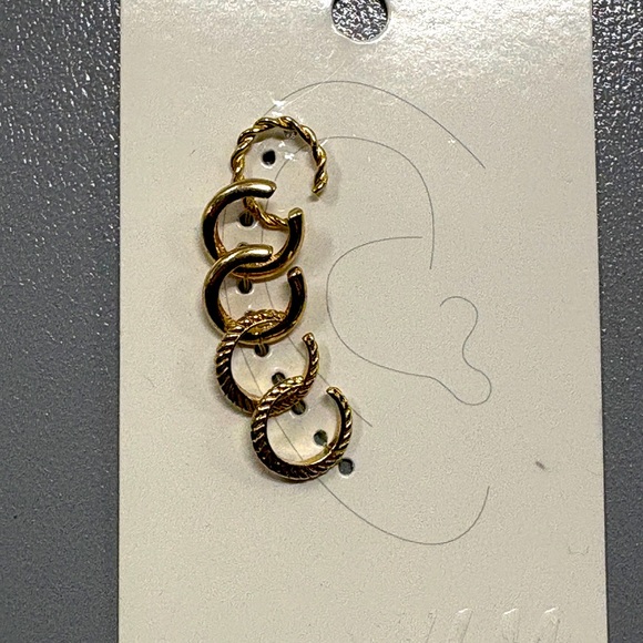 NWT 5 piece gold ear cuffs H&M - Picture 1 of 2